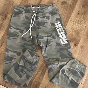 Abercrombie and fitch joggers